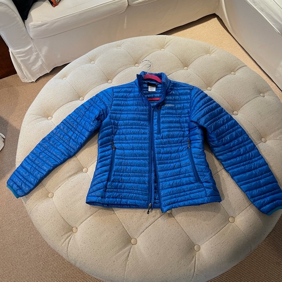 Patagonia Jackets & Blazers - Patagonia women’s blue puffer jacket